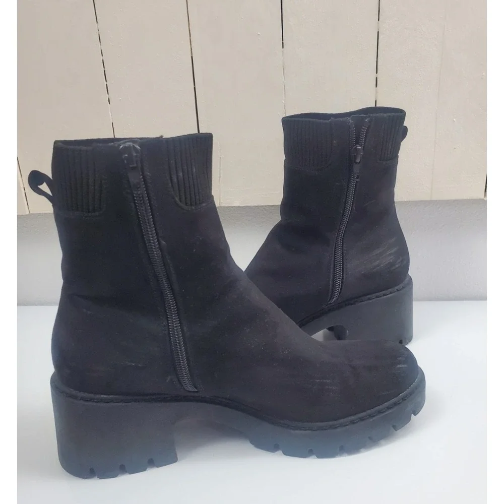Chunky Lug Sole Ankle Boots Womens Size 9 Black Sock Boot Suede Feel Grunge - Picture 4 of 8